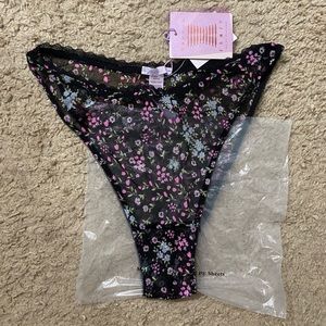 NWT Savage x Fenty High Rise Crotchless Panties